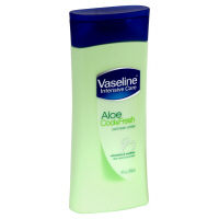 9696_21010104 Image Vaseline Intensive Care Light Body Lotion, Aloe Cool & Fresh.jpg